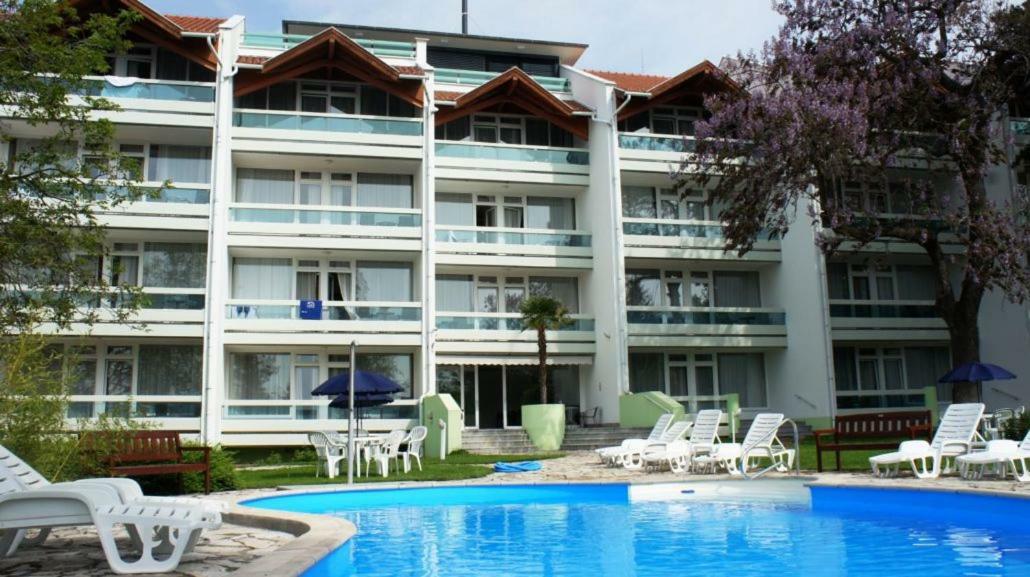 Fuered Central Apartman Балатонфюред Экстерьер фото